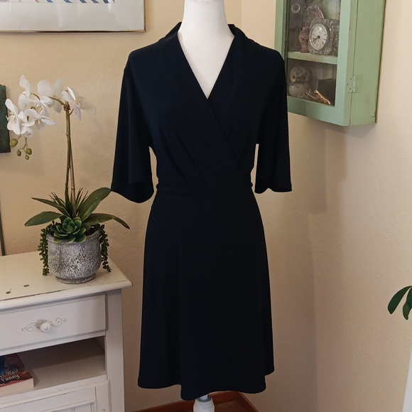 NWT Tommy Hilfiger Black Knit Dress - Picture 2 of 11